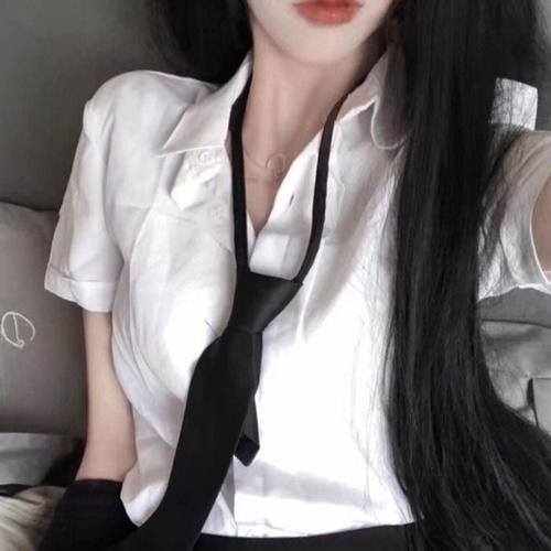 白圣女与黑牧师
